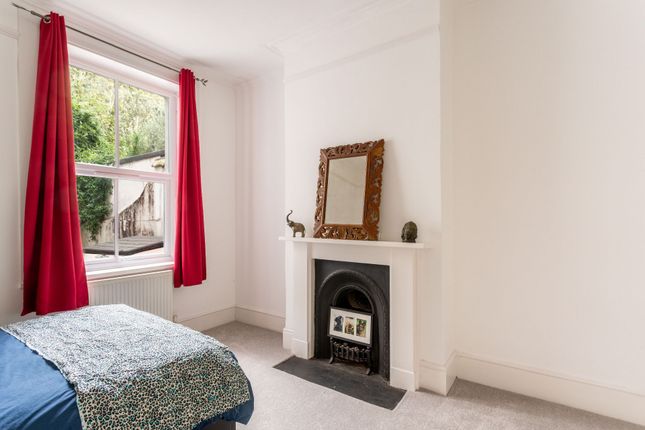 31 Ditchling Rise, Brighton photo 3