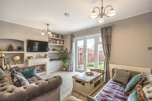 17, Cordingley Road, Middlesex photo 2