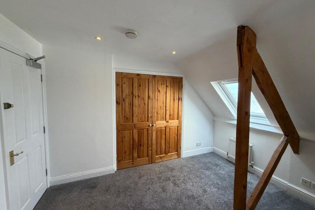 Room 4, Flat 5, 42, Seymour Road, Newton Abbot photo 3