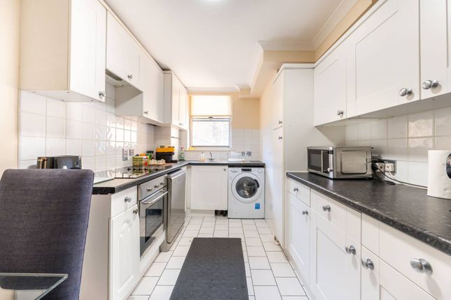Thumbnail Flat for sale in Queensborough Terrace, Bayswater, London