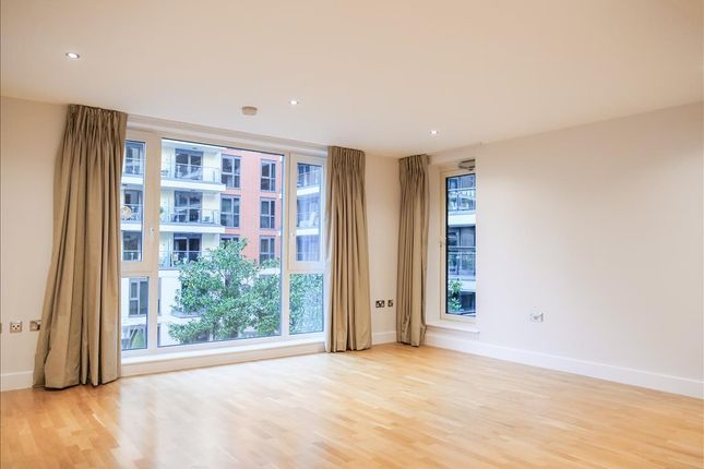 Flat to rent in Marina Point, Lensbury Avenue, Imperial Wharf, London, Hammersmith And Fulham