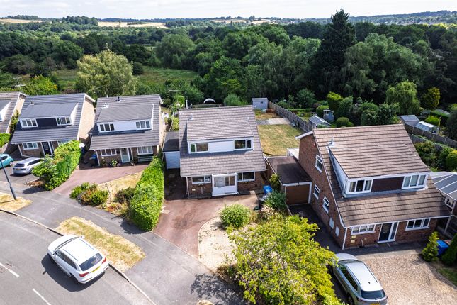 73, Lambourn Drive, Derby photo 3