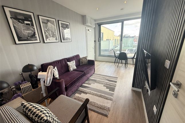 Flat 306 Palm Tree House, 251, High Street, Orpington photo 2