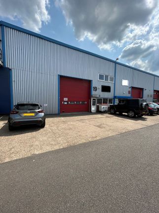 Warehouse to let in Red Lion Business Park, Red Lion Road, Surbiton