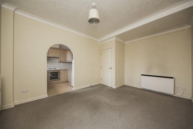 Flat 2, 8, Abbey Brewery Court, West Malling photo 3