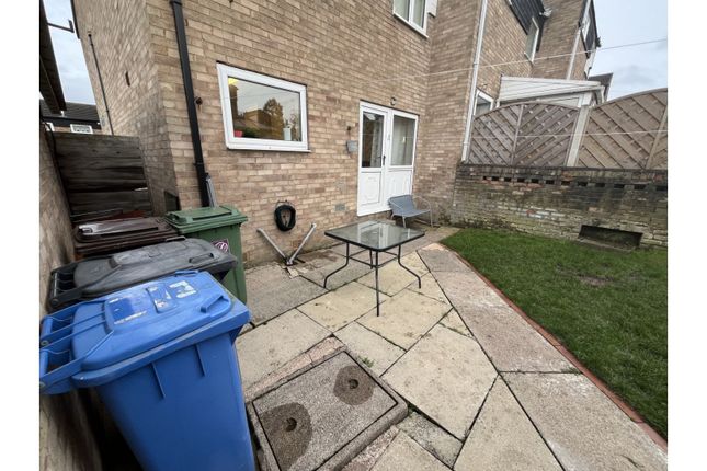 End terrace house for sale in Cedar Way, Sheffield