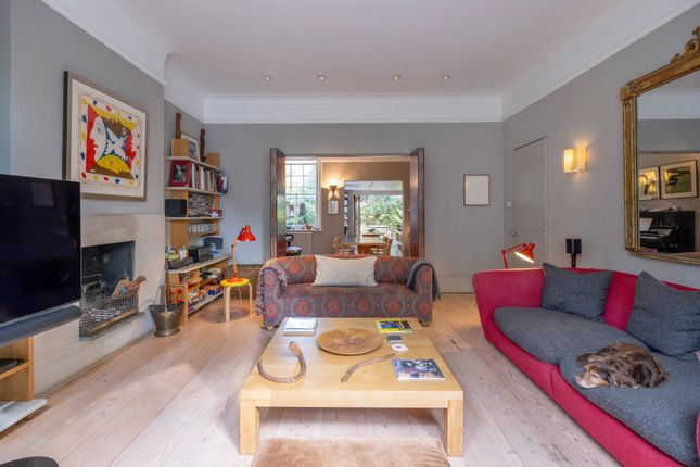 19, Kingswood Avenue, London photo 3