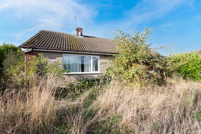 2-bed bungalow on 54, Field Lane, Gainsborough, £300,000