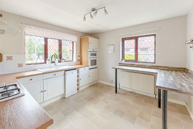 21a, Hymers Close, Driffield photo 2