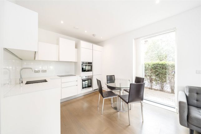Flat 68, Merlin Court, 26, Handley Drive, London photo 4