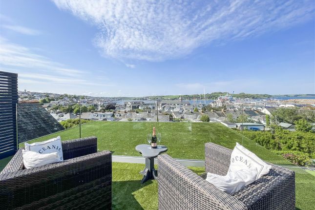 Flat for sale in Lansdowne Road, Falmouth