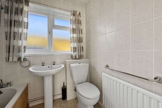6, Eddowes Road, Ipswich photo 4