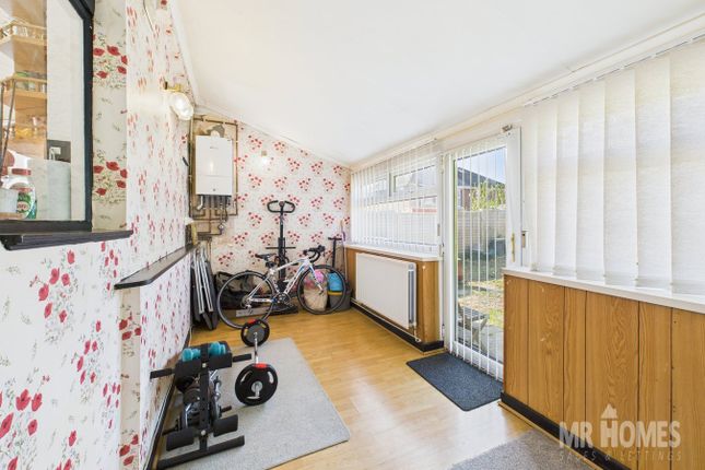 25, Meggitt Road, Barry photo 5