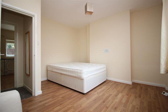 Monmouth Court, Bath photo 3
