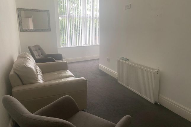 Apt 2, 42, Bentley Road, Toxteth photo 5
