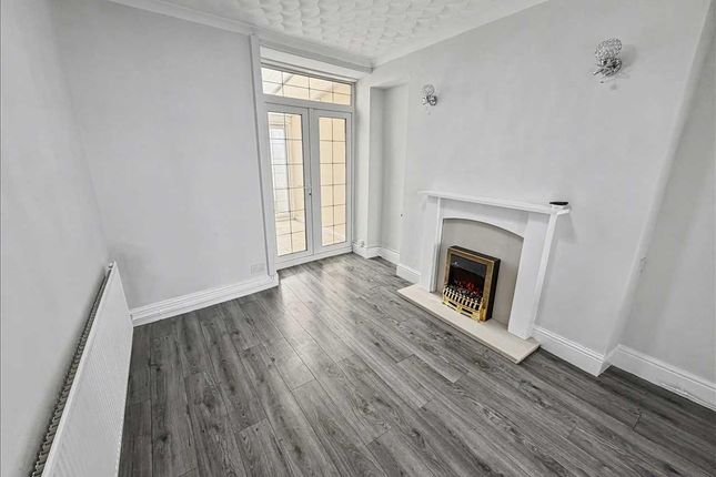 16, David Street, Tonypandy photo 3
