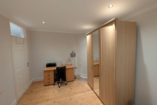 39, Tavistock Place, London photo 4
