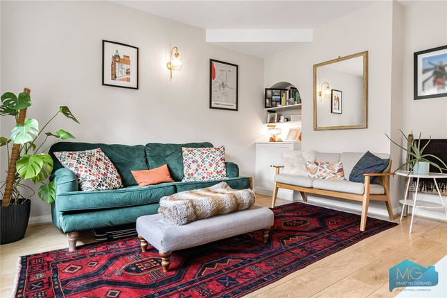 58, Hill Road, London photo 2