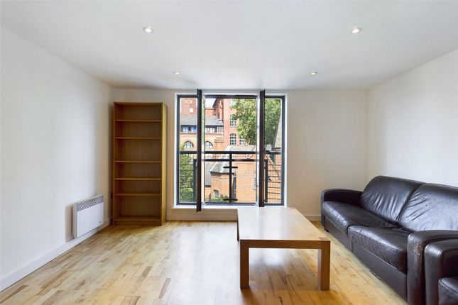 Flat for sale in Bow Connection, 85 Fairfield Road