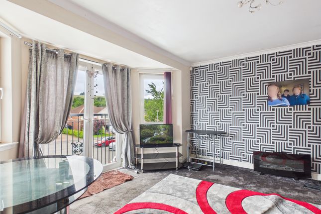 Flat 1R, 78, Oakburn Walk, Alexandria photo 3