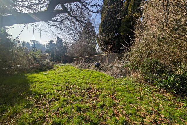 11, Ramsholt Close, Basingstoke photo 4