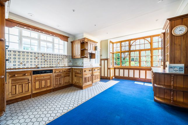 High End, 51, Berks Hill, Chorleywood photo 2