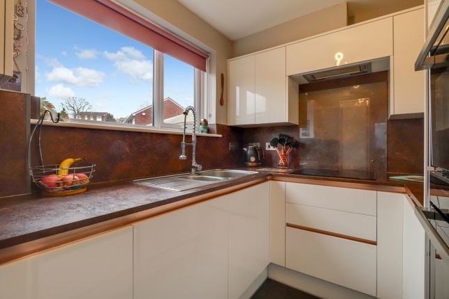 108, CABELL ROAD, GUILDFORD photo 4