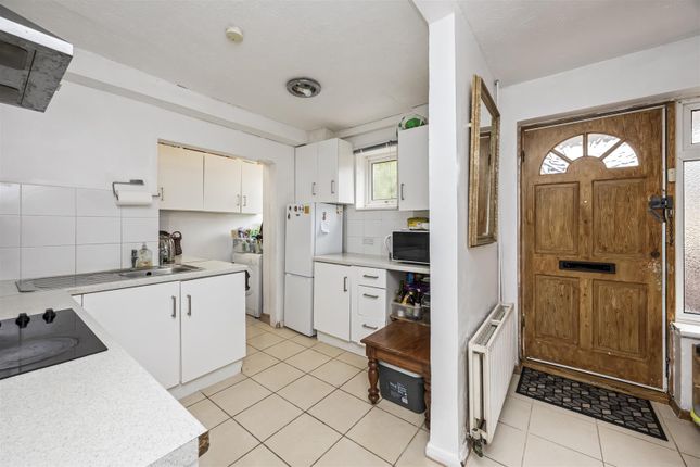 6, Fernhurst Close, Brighton photo 3