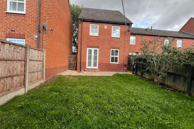 4 Flannagan Way, Coalville photo 4