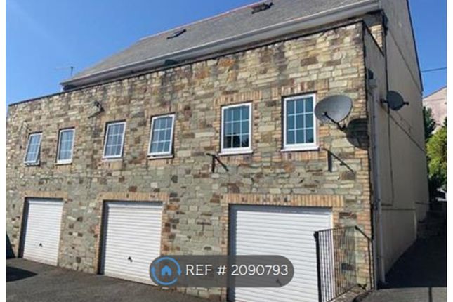 Thumbnail Flat to rent in Berrycombe Road, Bodmin