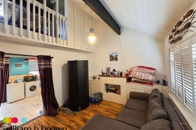 77, Peter Bruff Avenue, CLACTON-ON-SEA photo 3