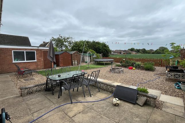 3, Gazeley Gardens, Peterborough photo 4