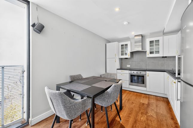 Flat 43, 6, Battersea, London photo 2