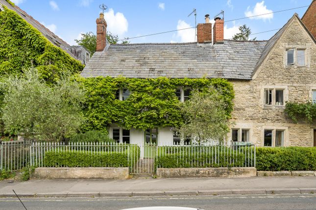 Thumbnail End terrace house for sale in Middle Street, Stroud