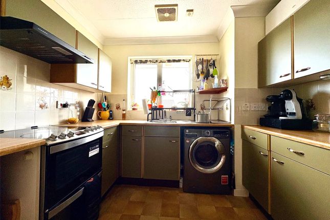 30, Walcott Way, Honiton photo 2