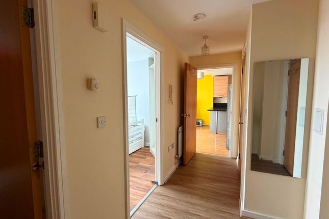 Flat 27 Butterfield House, Berber Parade, London, SE18 4GA photo 3