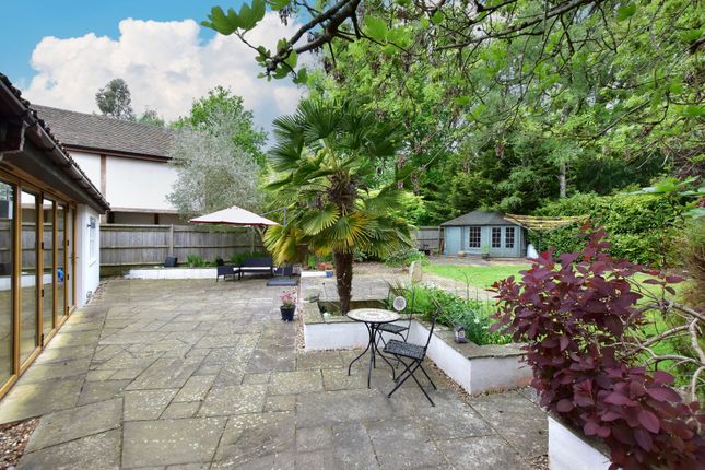 75 Scatterdells Lane, Kings Langley photo 4