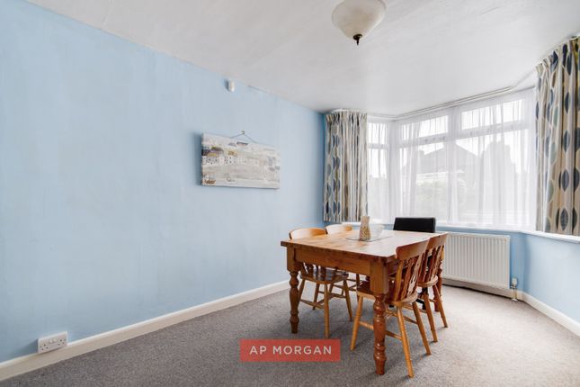 46, Parsonage Drive, Birmingham photo 3