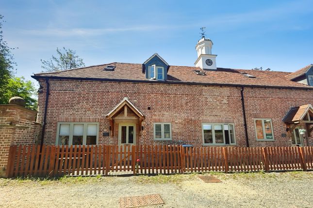 3-bed house on Mews Cottage, Wellesbourne Hall, Stratford Road, Warwick, £500,000