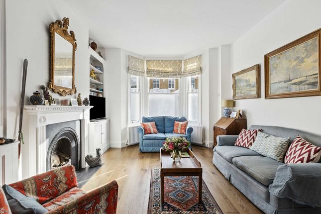 Flat for sale in Burnaby Street, London