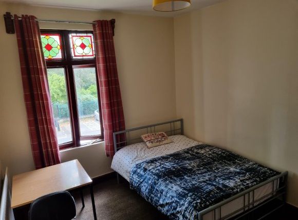 Shared accommodation to rent in Park Road East, Wolverhampton