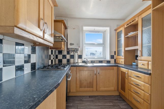 Flat for sale in Plymouth