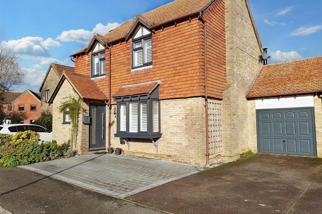 Link-detached house for sale in The Pines, Yapton, Arundel