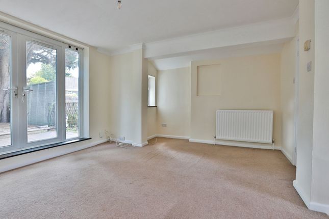 Flat 1, 37, Beaconsfield Road, Dorset photo 4
