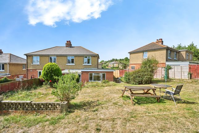 10, Southfield Gardens, Isle of Wight photo 2