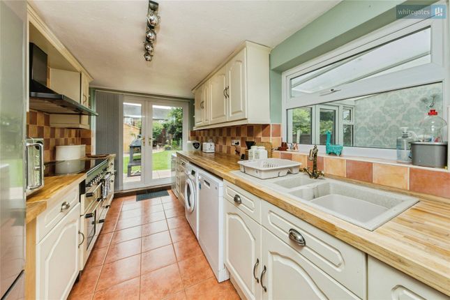 22, Millfields, Cheshire photo 3