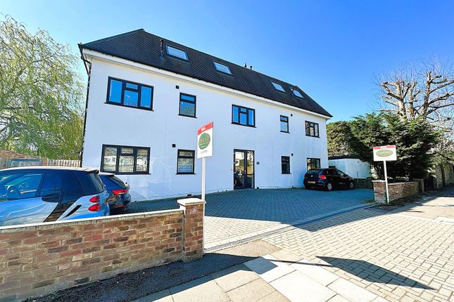 1-bed flat on Flat 3 Villa May, Lakeswood Road, Petts Wood, £299,995