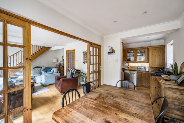 21, Sandy Lane, Woking photo 3