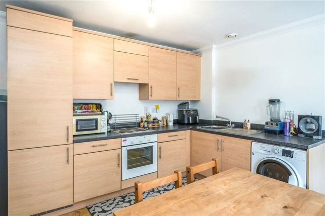 Flat 27, 2, Maud Chadburn Place, London photo 4