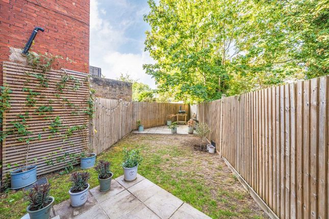2H, Eardley Road, London photo 4